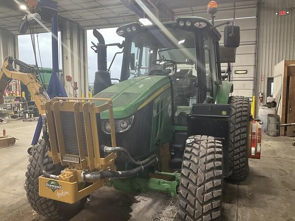 Image of John Deere 6110M equipment image 1