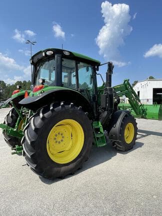 Image of John Deere 6110M equipment image 4