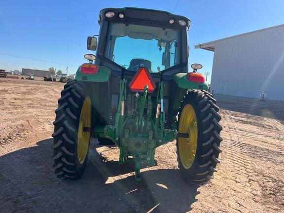 Image of John Deere 6110M equipment image 3