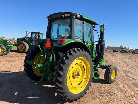 Image of John Deere 6110M equipment image 4