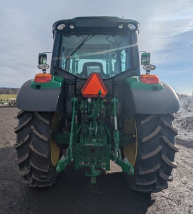 Image of John Deere 6120M equipment image 4