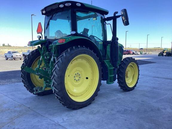 Image of John Deere 6120R equipment image 4
