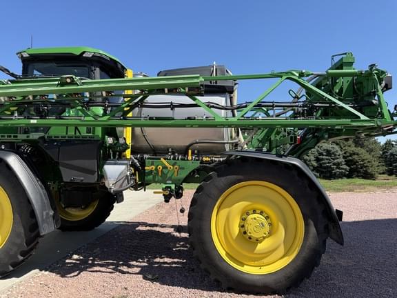 Image of John Deere 612R equipment image 4