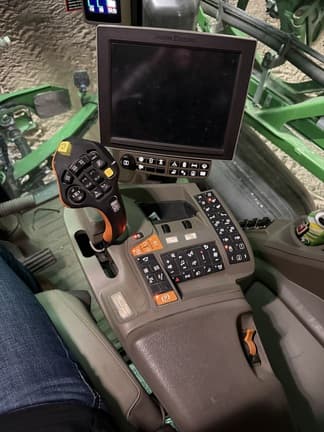 Image of John Deere 612R equipment image 4
