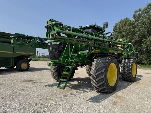 2022 John Deere 612R Equipment Image0