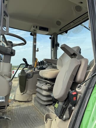 Image of John Deere 6145M equipment image 3