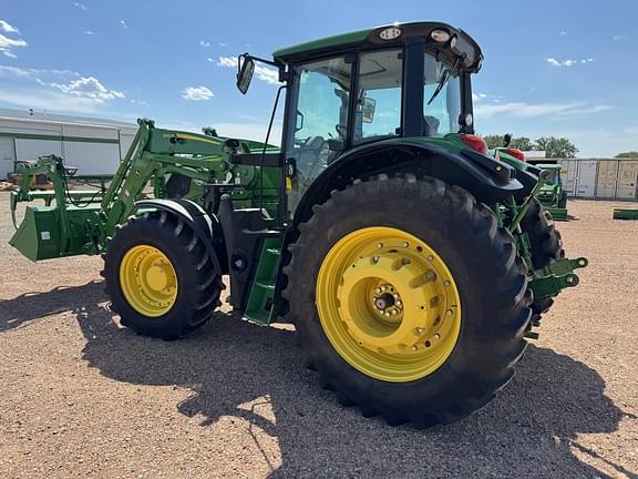 Image of John Deere 6155M equipment image 2