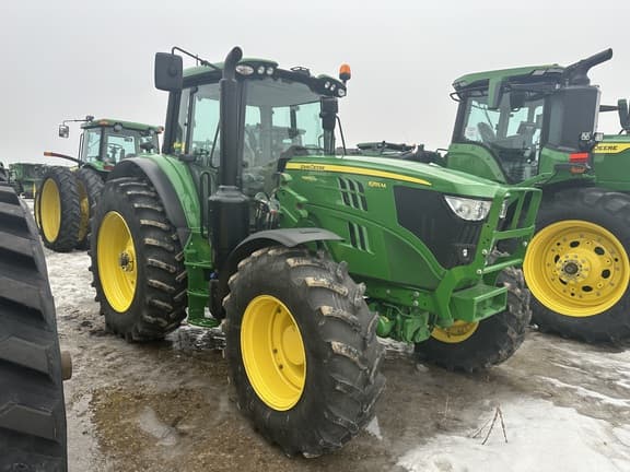 Image of John Deere 6155M equipment image 4