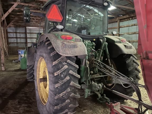 Image of John Deere 6155R equipment image 4