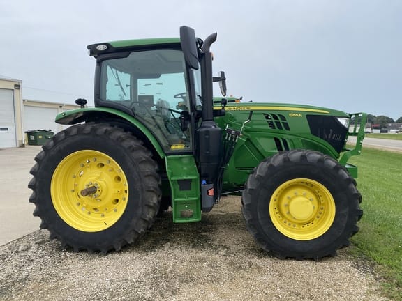 2022 John Deere 6155R Equipment Image0