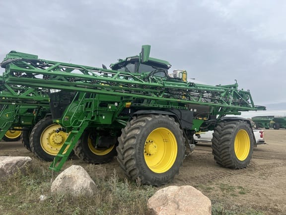 2022 John Deere 616R Equipment Image0