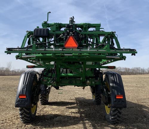 Image of John Deere 616R equipment image 3