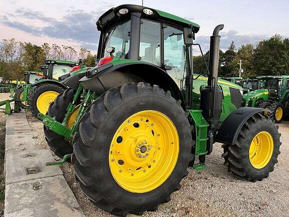 Image of John Deere 6175M equipment image 4