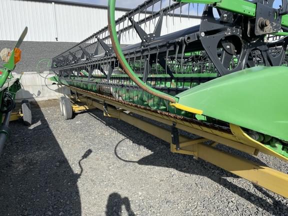 Image of John Deere 635F equipment image 1