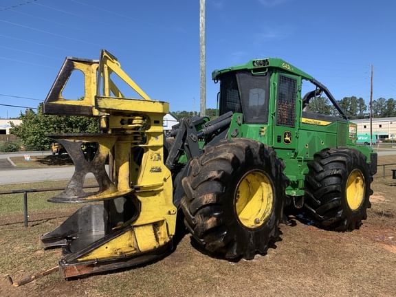 2022 John Deere 643L-II Equipment Image0