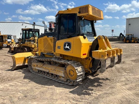 Image of John Deere 650K equipment image 2