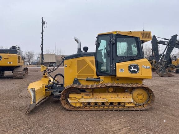 Image of John Deere 650K equipment image 1