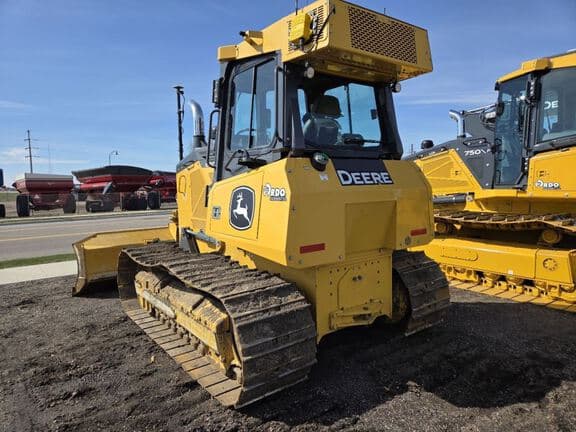 Image of John Deere 650K equipment image 2