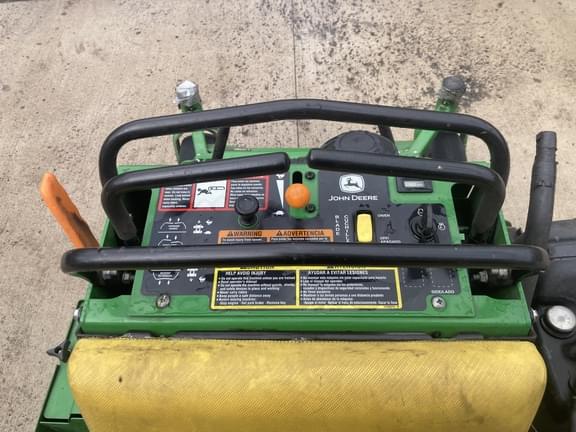 Image of John Deere 652R equipment image 4