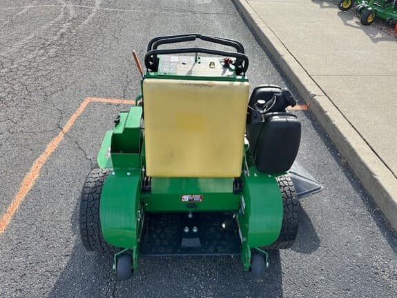 Image of John Deere 652R equipment image 3