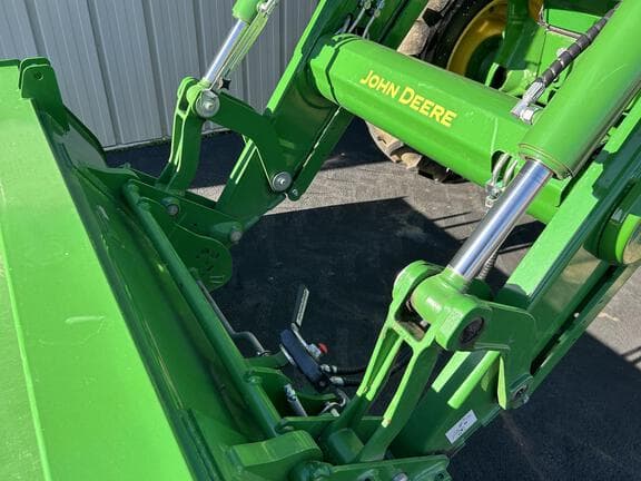 Image of John Deere 6R 155 equipment image 4