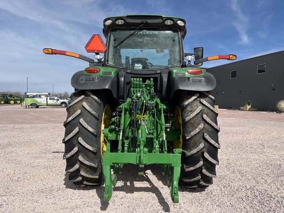 Image of John Deere 6R 195 equipment image 4