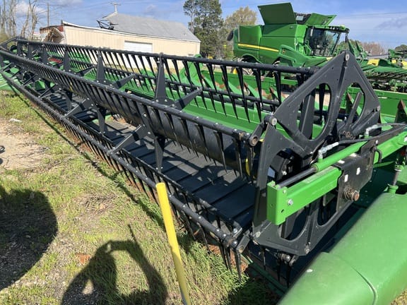 2022 John Deere 730D Equipment Image0