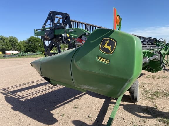 Image of John Deere 735D equipment image 2