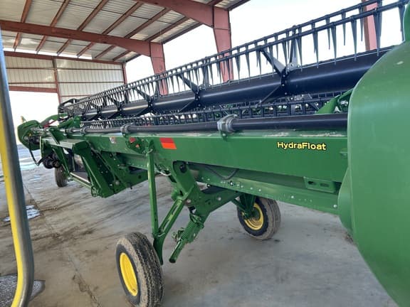 Image of John Deere 735D equipment image 2