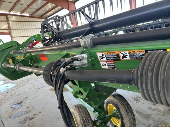 Image of John Deere 735D equipment image 4