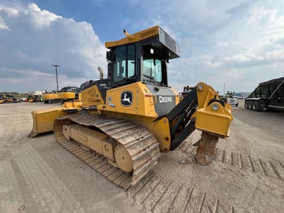 Image of John Deere 750L equipment image 4