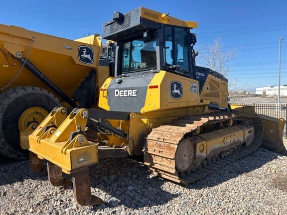 Image of John Deere 750L equipment image 4