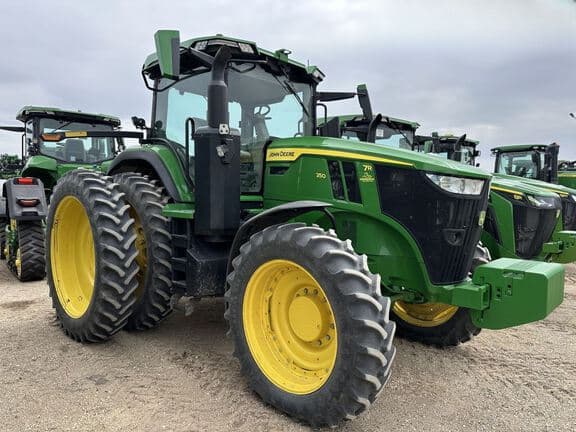 Image of John Deere 7R 250 Primary image