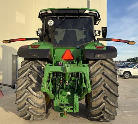 Image of John Deere 7R 270 equipment image 3