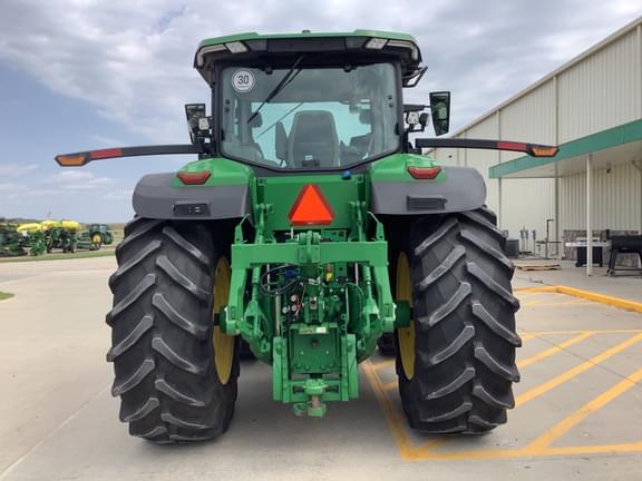Image of John Deere 7R 310 equipment image 4