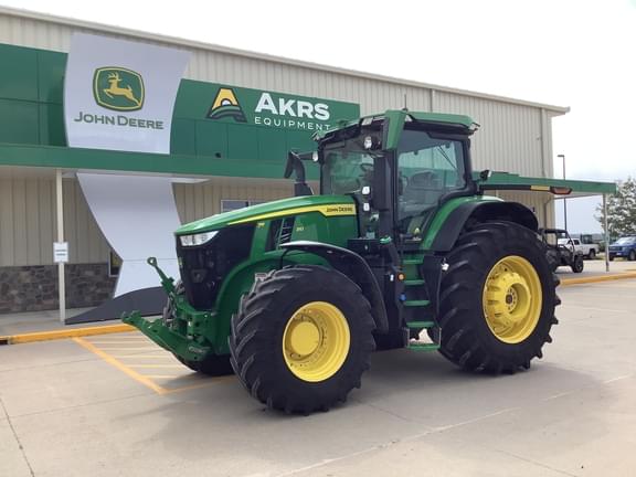 Image of John Deere 7R 310 equipment image 2