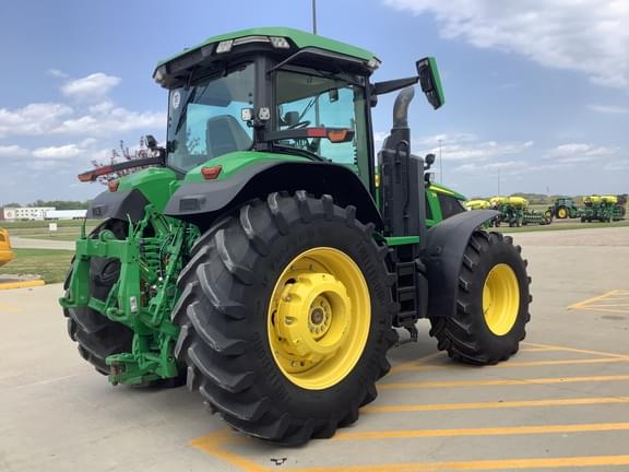 Image of John Deere 7R 310 equipment image 3