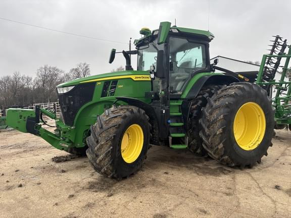 Image of John Deere 7R 330 Primary image
