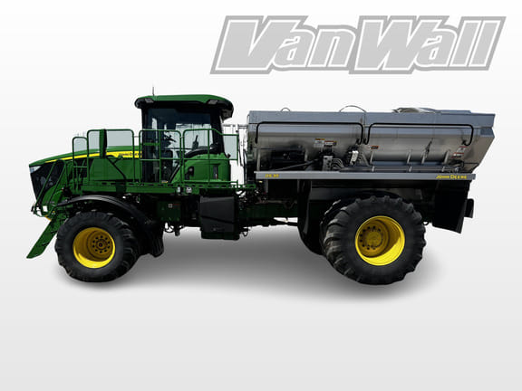 2022 John Deere 800R Equipment Image0