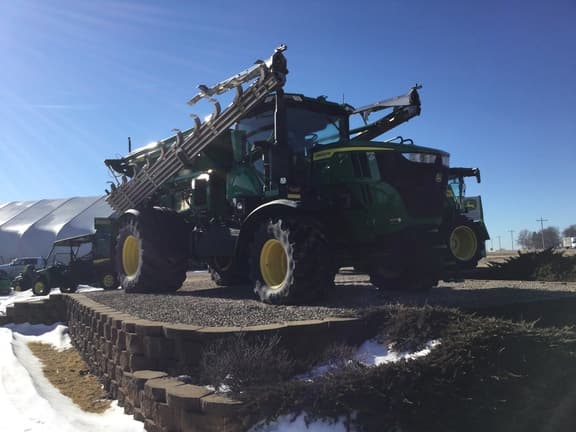 Image of John Deere 800R equipment image 2