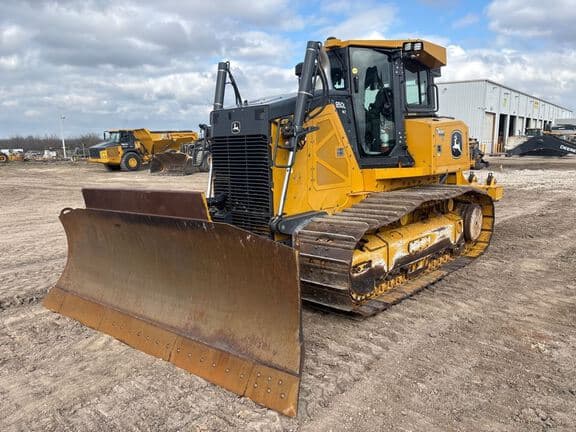 Image of John Deere 850L Primary image