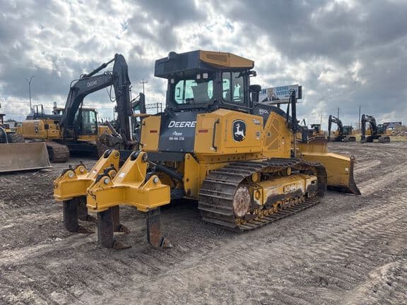 Image of John Deere 850L equipment image 4