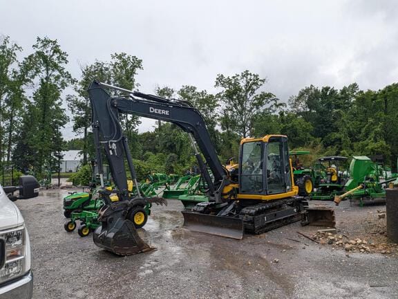 2022 John Deere 85G Equipment Image0