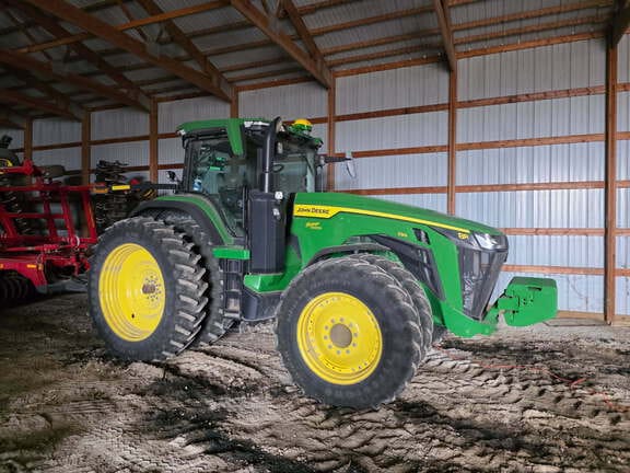 2022 John Deere 8R 230 Equipment Image0