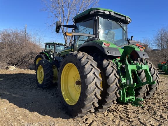 Image of John Deere 8R 250 equipment image 3