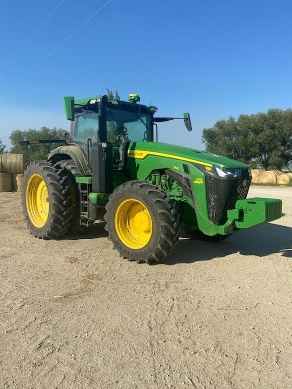 Image of John Deere 8R 250 Primary image