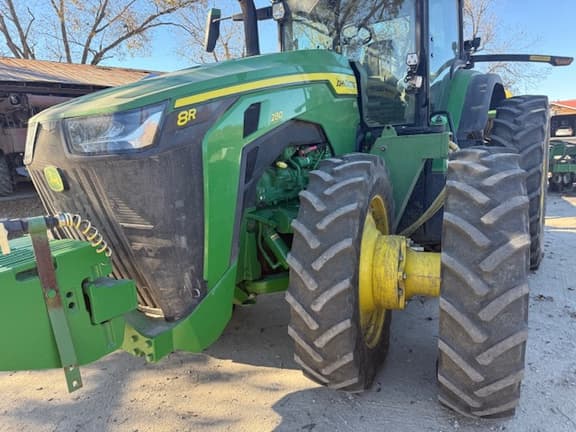 Image of John Deere 8R 280 equipment image 4
