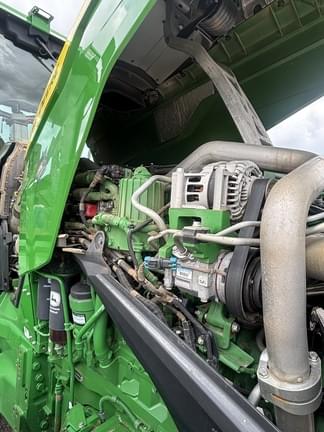 Image of John Deere 8R 310 equipment image 4
