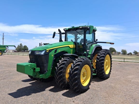 2022 John Deere 8R 310 Equipment Image0