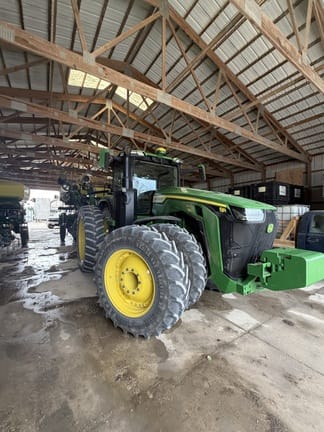 2022 John Deere 8R 310 Equipment Image0